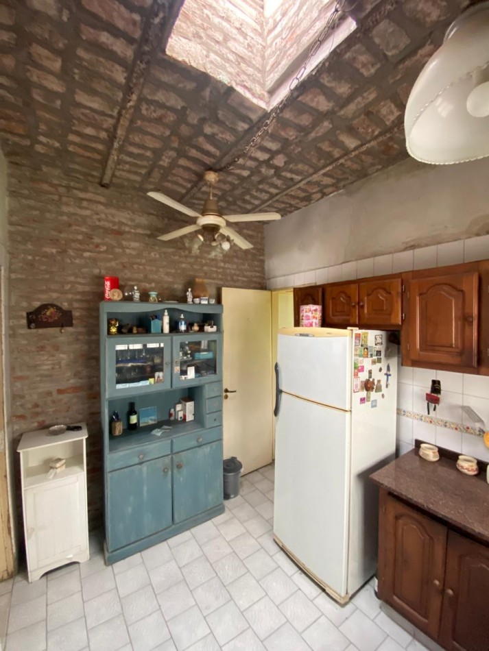 Casa 3 amb. en Ramos Mejia. Lote Propio! Oportunidad