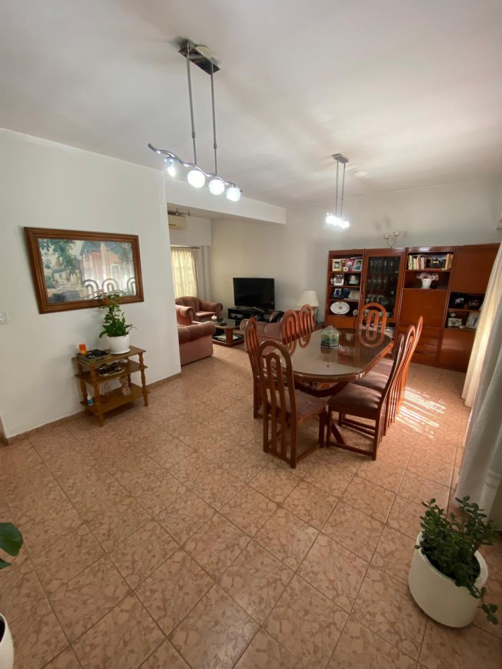 Casa en Lote Propio 5 ambientes OPORTUNIDAD