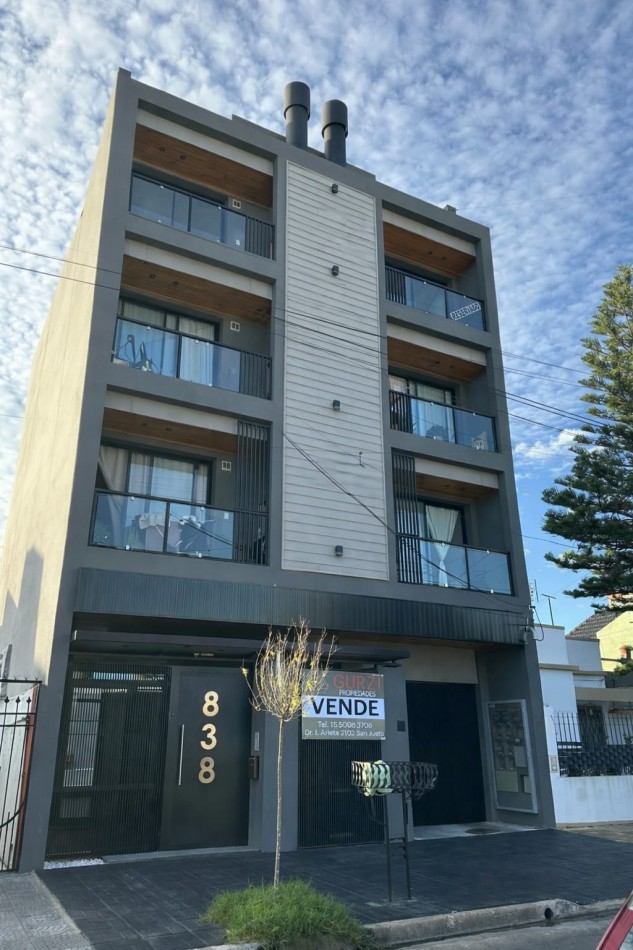 DEPARTAMENTO SEMIPISO A ESTRENAR CON BALCON Y PARRILLA