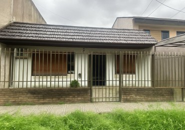 Casa 3 amb. en Ramos Mejia. Lote Propio! Oportunidad